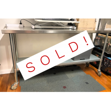 DECOR: Stainless Steel Bench